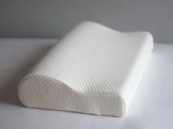 Ergonomisk pute offwhite - 47x30x10 cm
