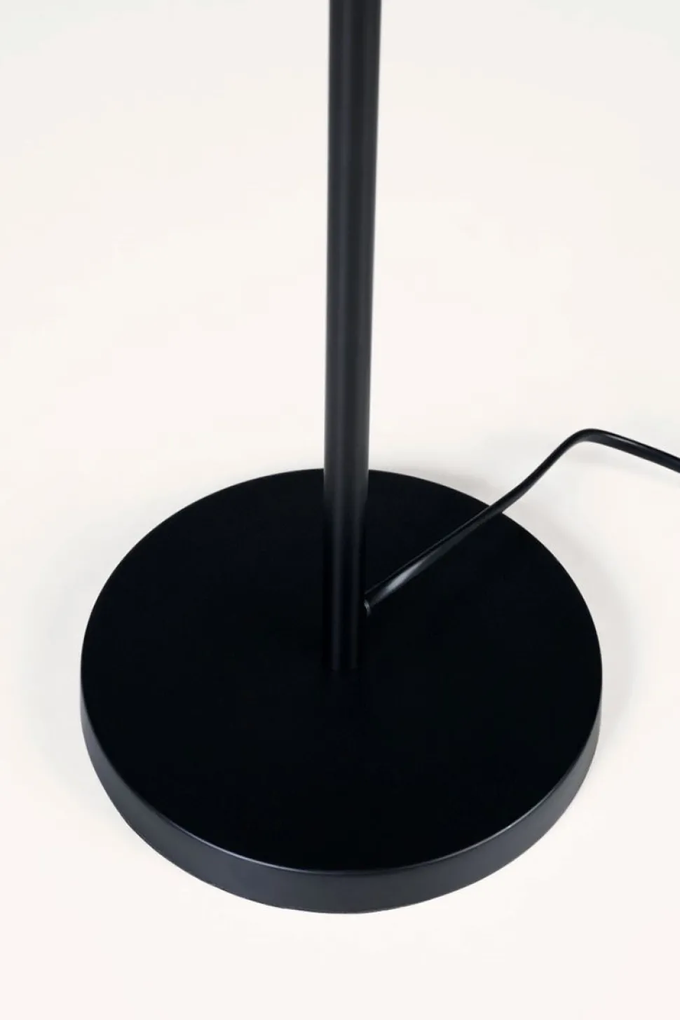 Gulvlampe svart - 20x17,5x140 cm