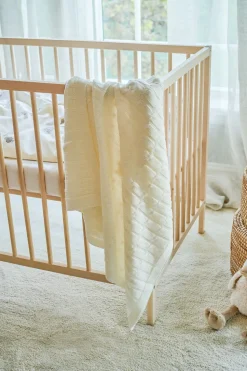 Knitted blanket offwhite - 80x100 cm