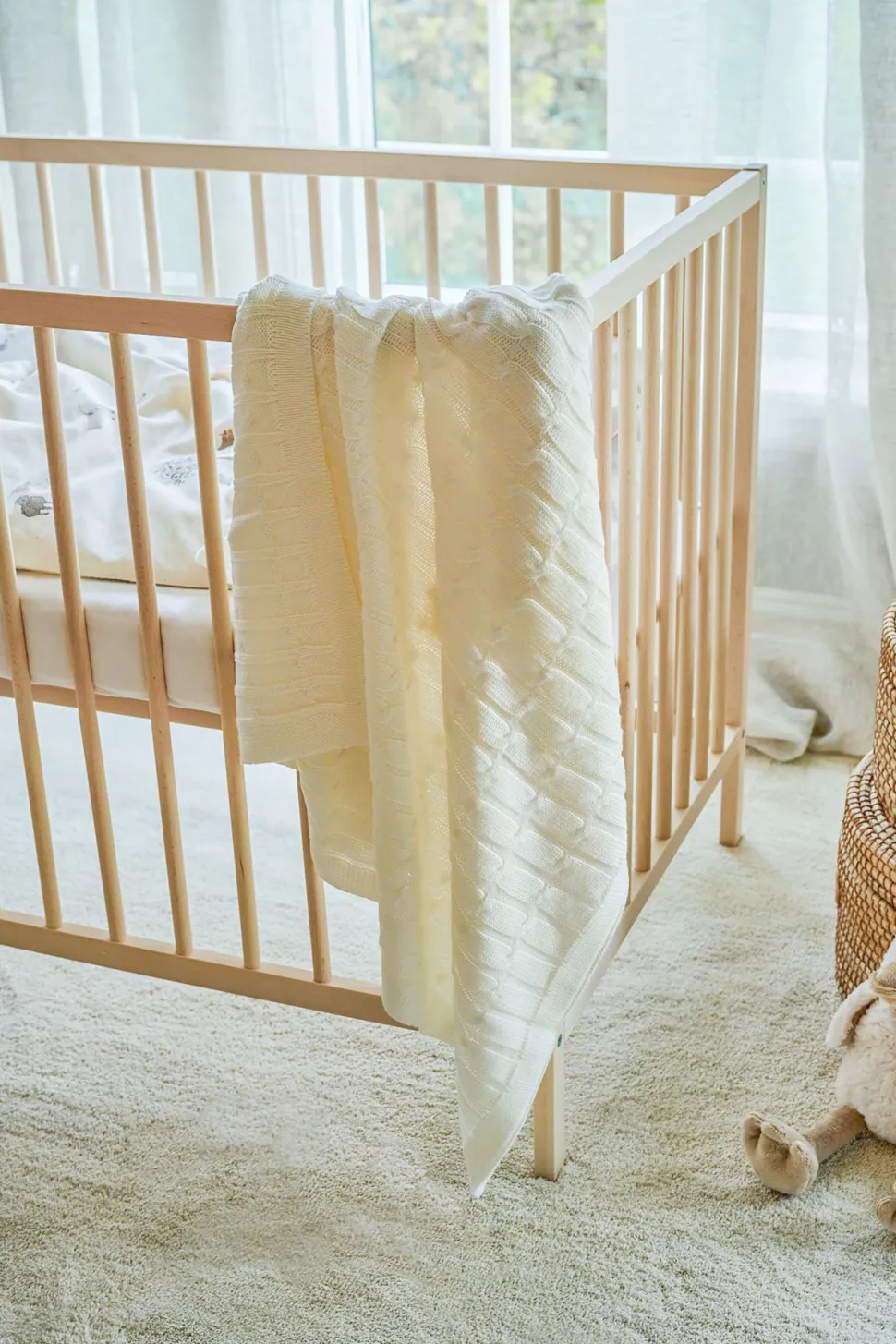 Knitted blanket offwhite - 80x100 cm