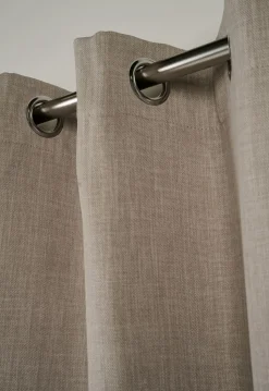 Lysdempende gardin beige - 140x160 cm