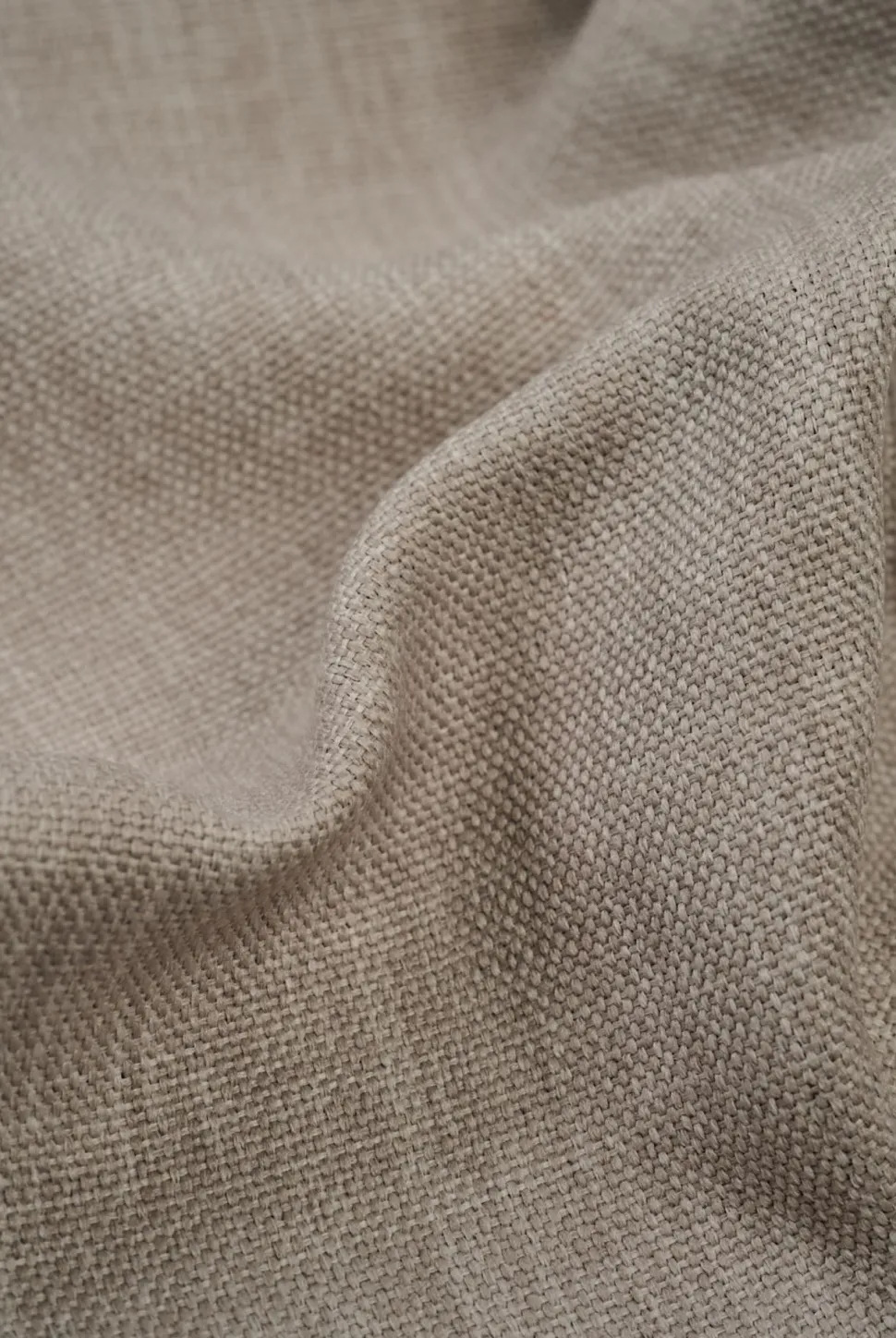Lysdempende gardin beige - 140x160 cm