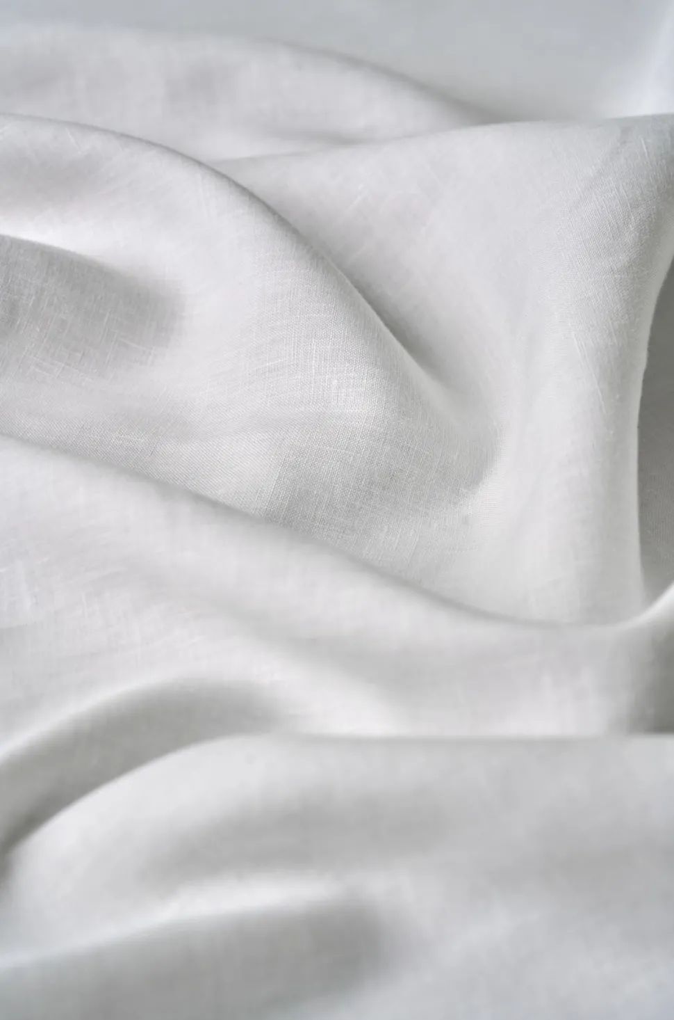 Lysdempende lingardin hvit - 135x250 cm