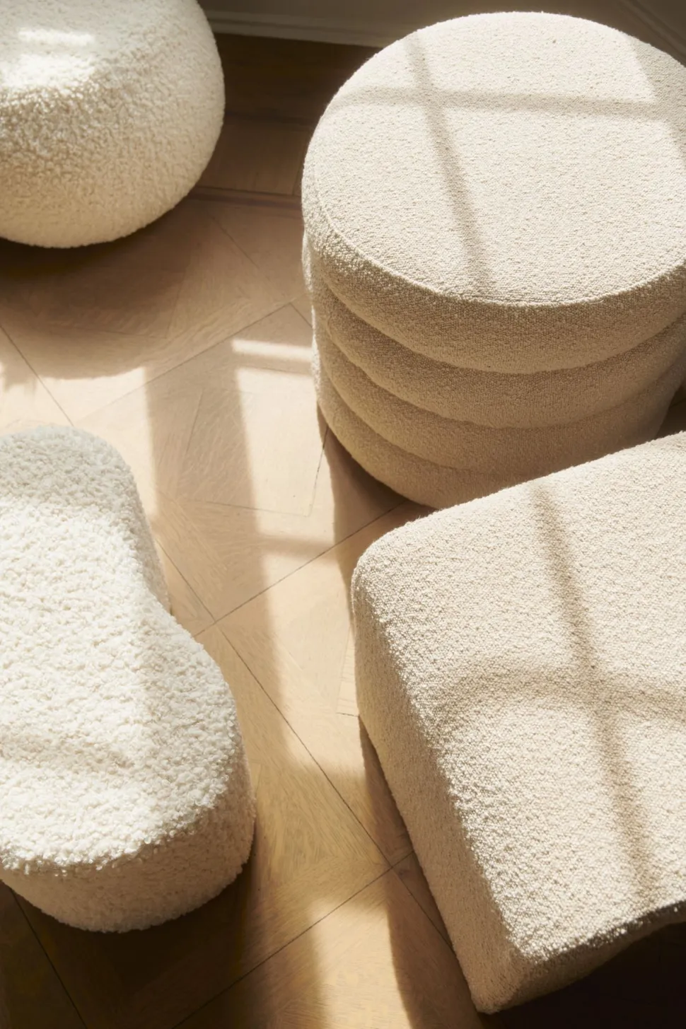 Puff lys beige - 40x50x43 cm