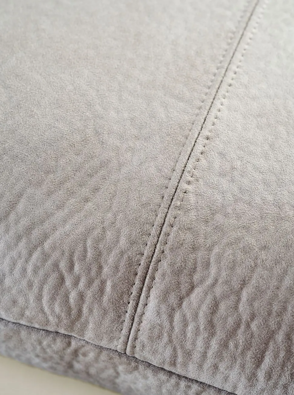 Pyntepute taupe - 50x50 cm