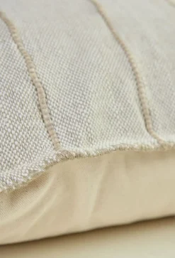 Pynteputetrekk beige - 50x50 cm