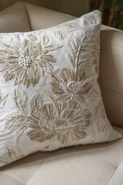 Pynteputetrekk beige - 50x50 cm