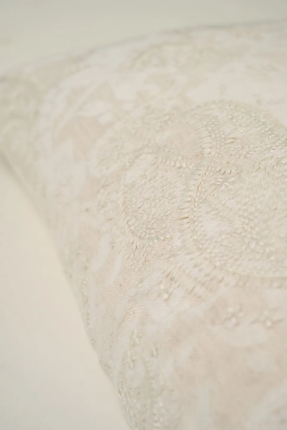 Pynteputetrekk lys beige - 50x50 cm