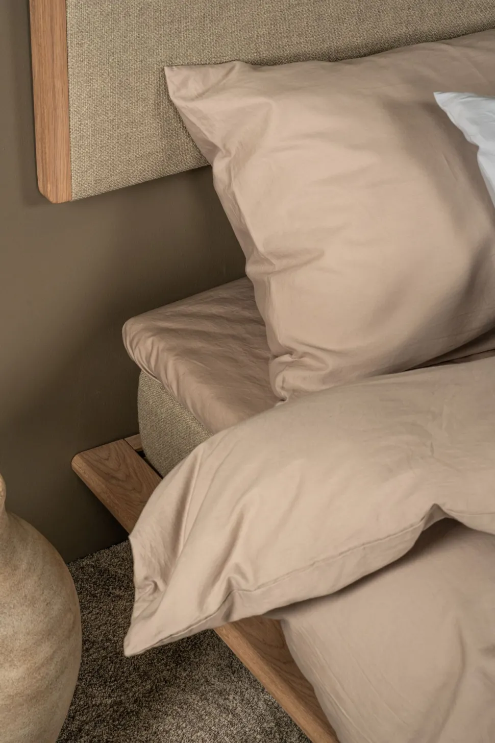 Seng naturoljet eik beige - 180x200 cm