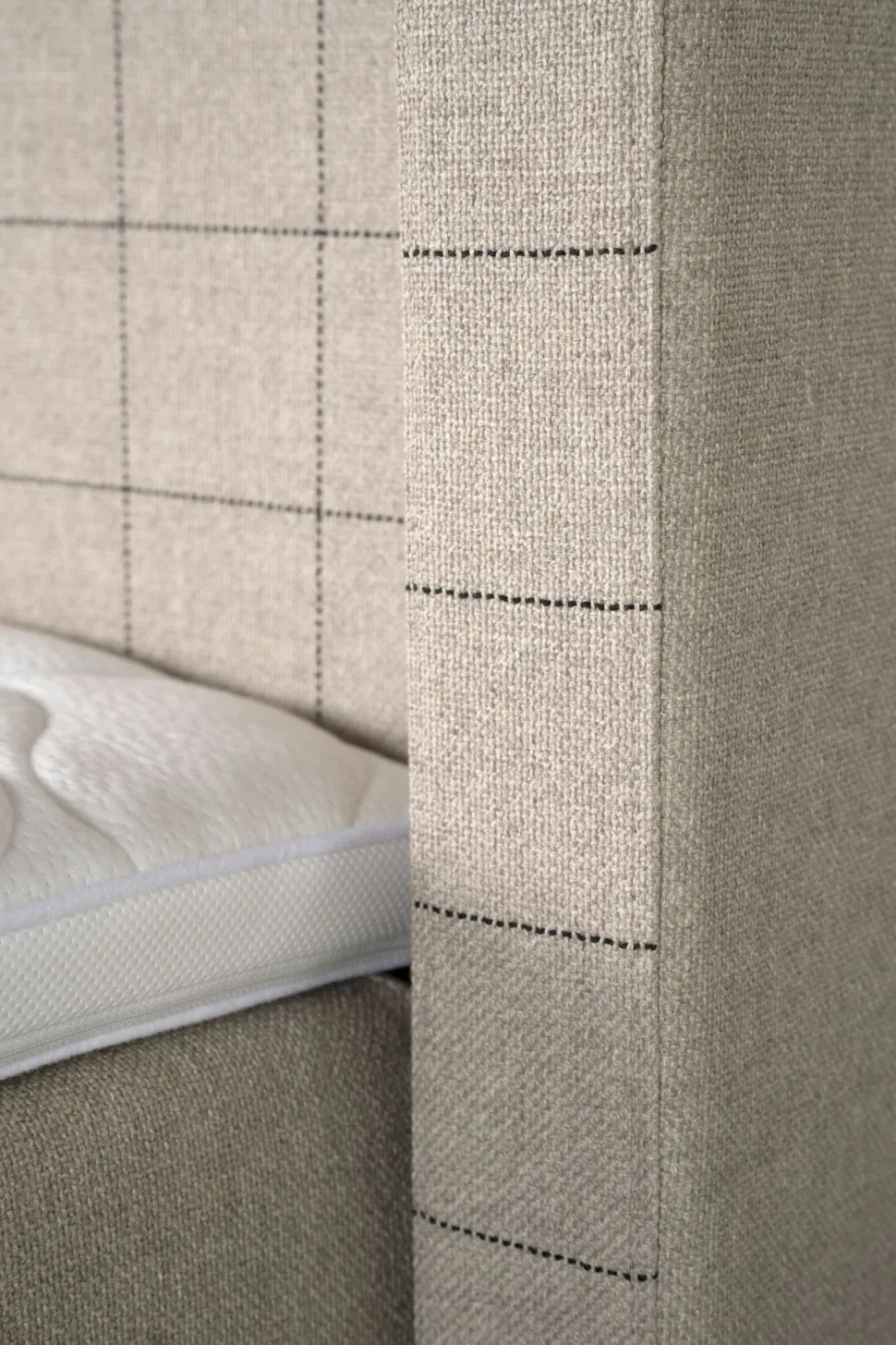 Sengegavl multi beige - 150 cm
