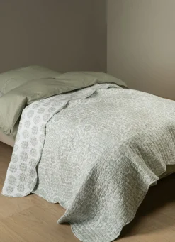 Sengeteppe lindegrønn - 150x240 cm