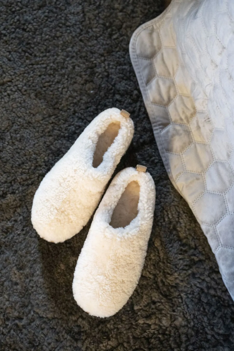 Skinntøfler offwhite - 37