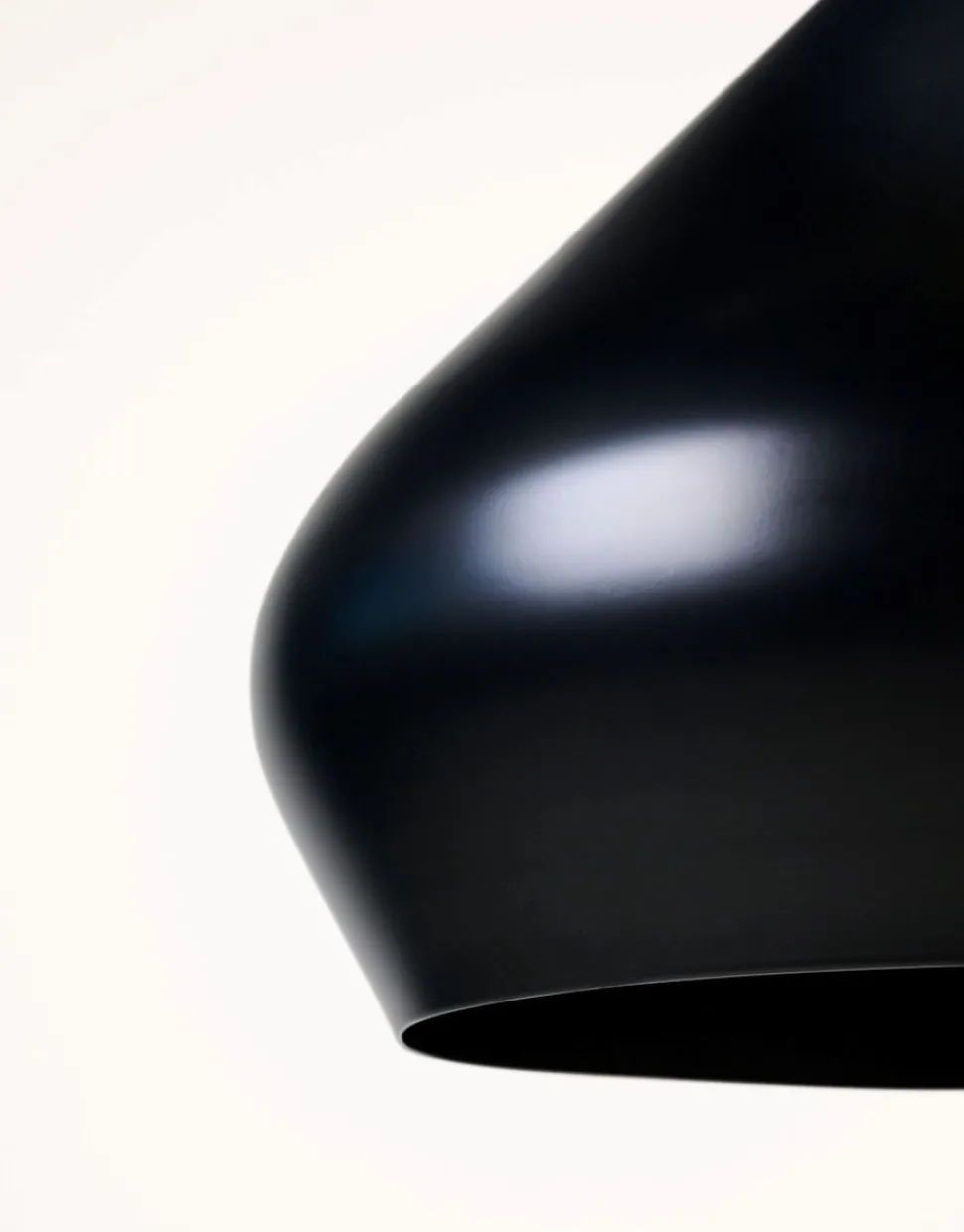 Taklampe svart - 29,5 cm ø34