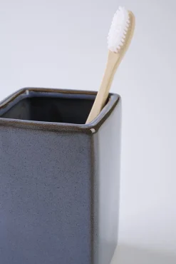 Tannbørsteholder grå - 7,2x7,2x11 cm